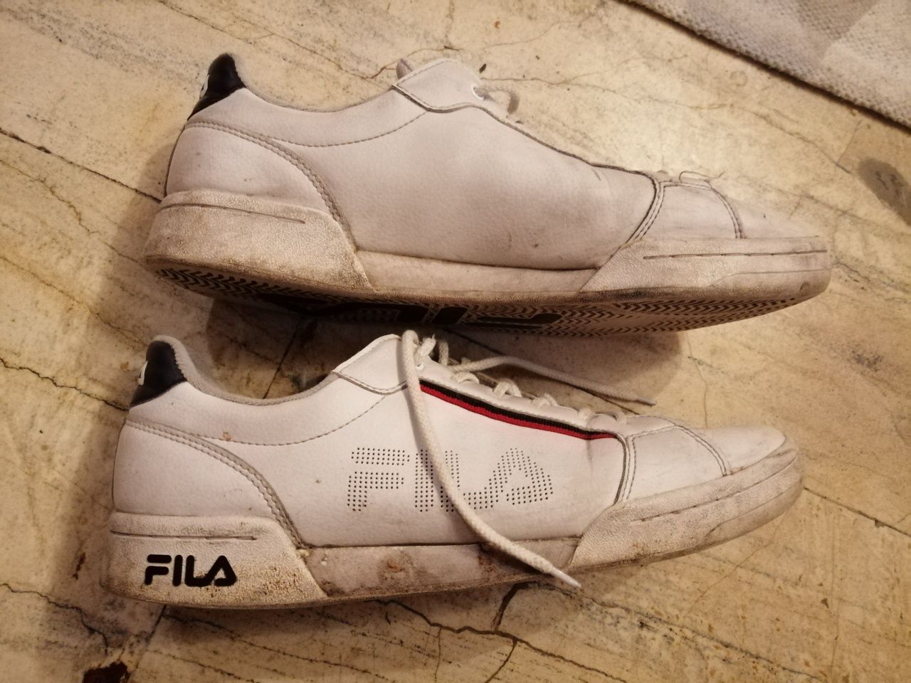 Adidasy Fila nr 45