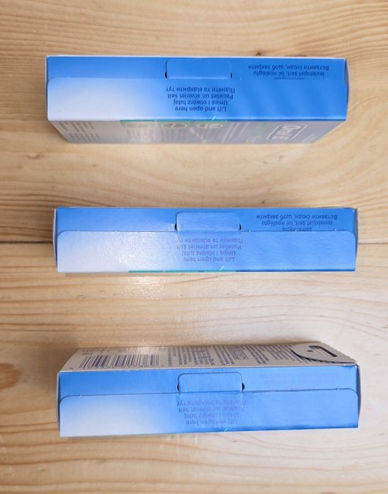Nić dentystyczna super floss 21zł, 7zł sztuka.