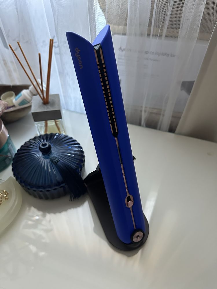 Новый Dyson Corrale