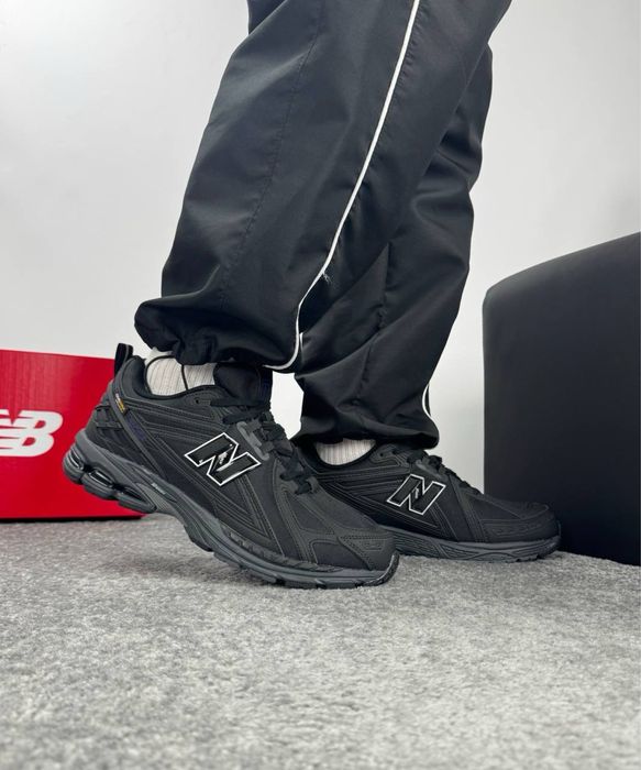Кросівки New Balance 1906R Black Violet Cordura (41-45)