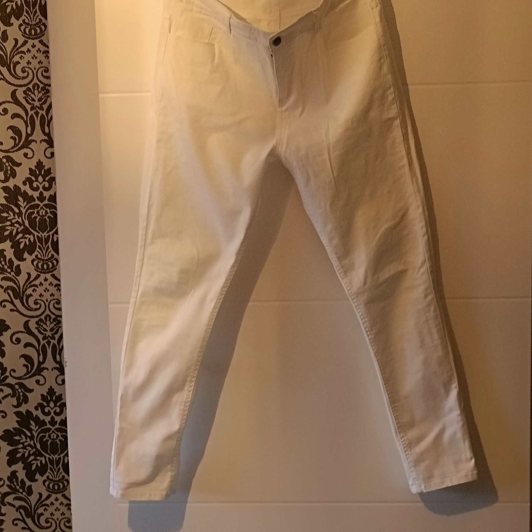 Spodnie białe SKINNY