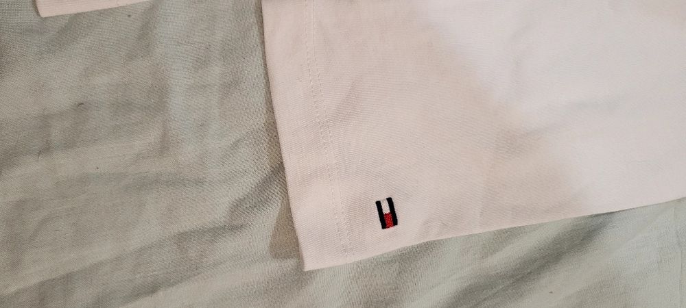 Męskia biała bluzka