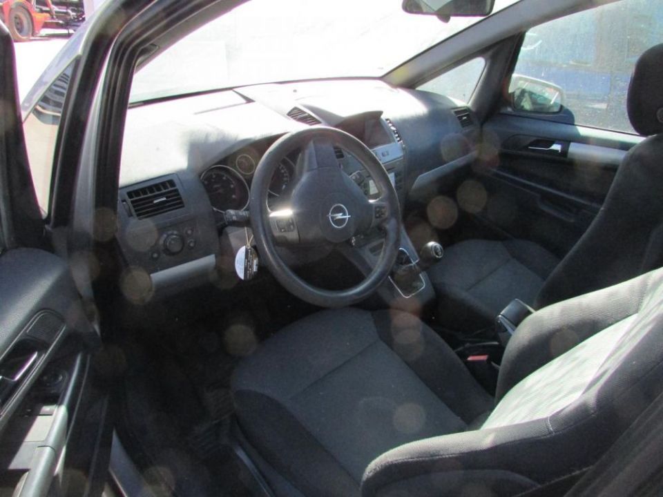 Peças Opel Zafira B do ano 2006 (Z19DT)