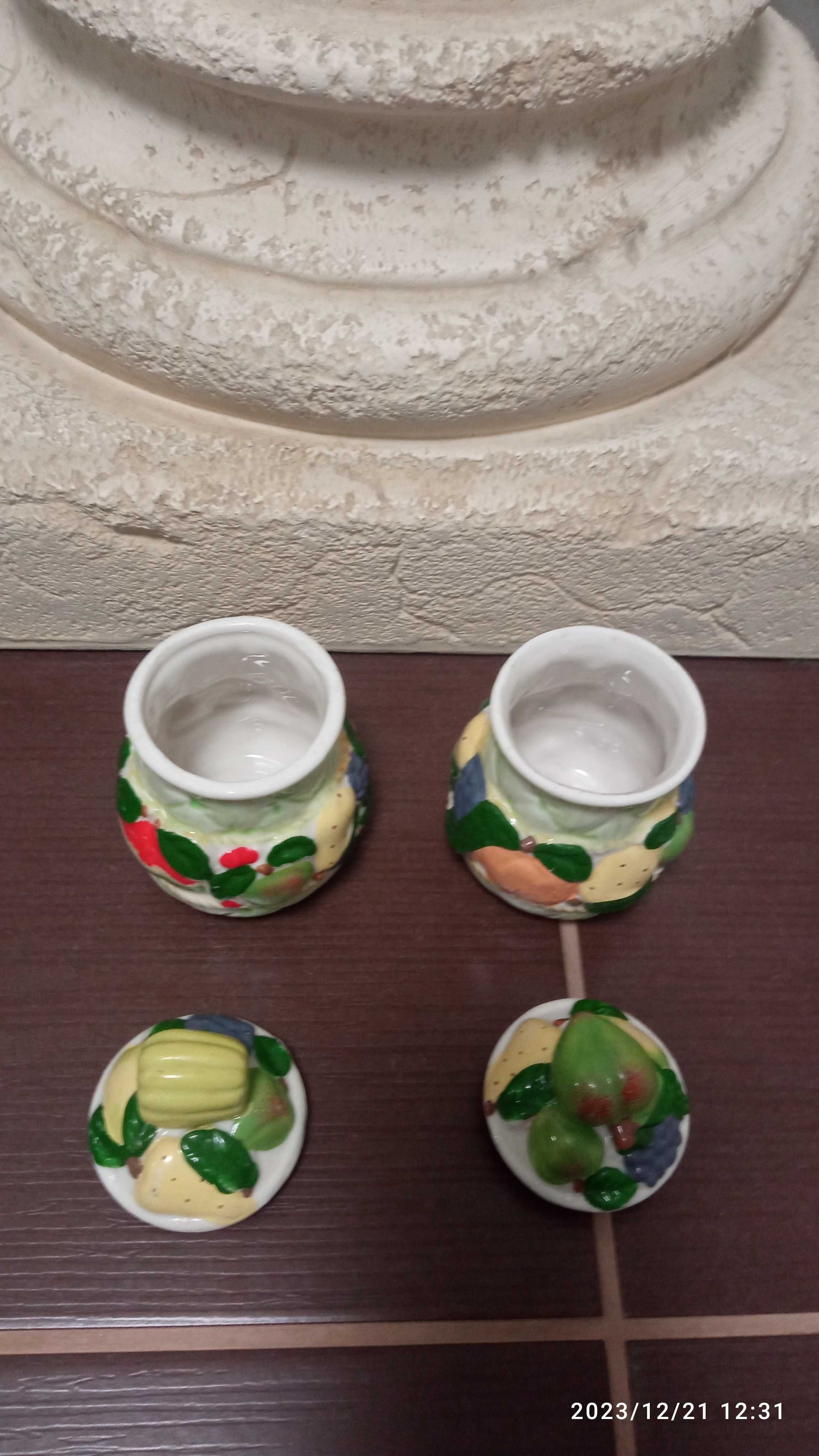 Pojemniczki ceramiczne z pokrywką, wzór owoce, Nowe