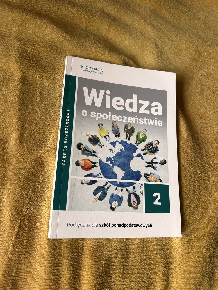 Podręcznik  ,, Wiedza o społeczeństwie" Operon, kl. 2 liceum i tech.