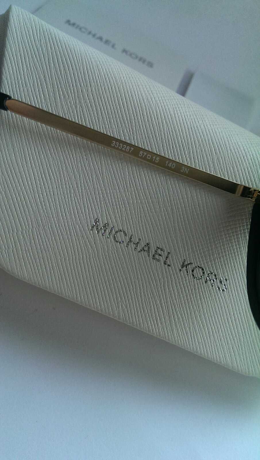 Солнцезащитные очки Michael Kors Perry