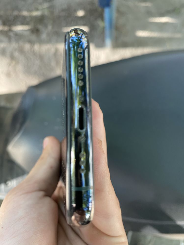 iphone 11 pro.