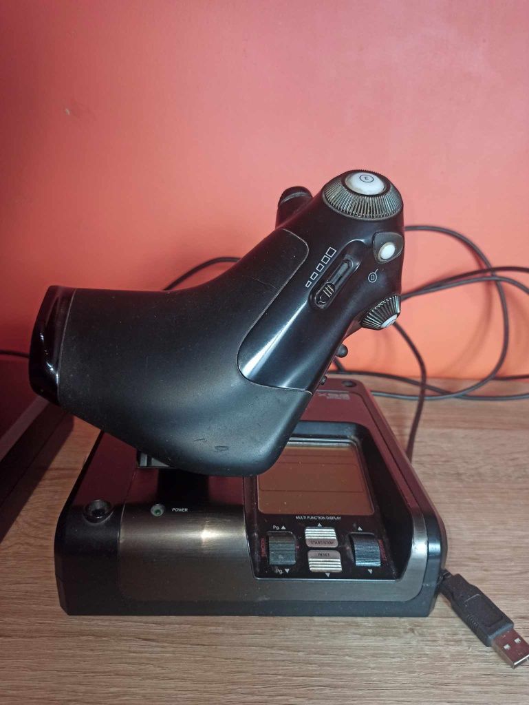 Joystick logitech hotas x52 pro drążek