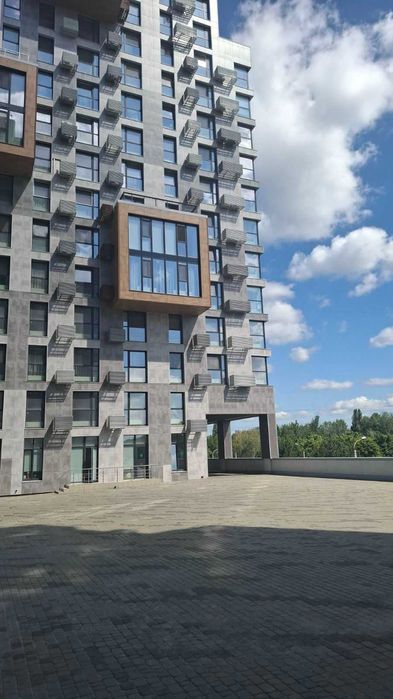 Продам 1к квартиру  38м2 после строителей  ЖК Пятый континент