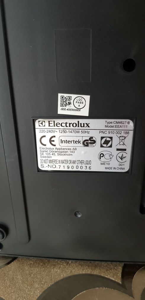 Кавоварка Electrolux EEA111