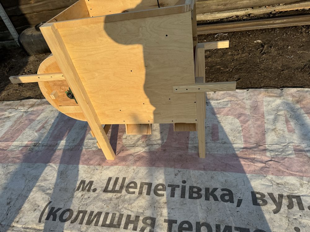 АКЦІЯ 4800гр З МОТОРОМ Продам віялку з водостійкої фанери 12мм мотори