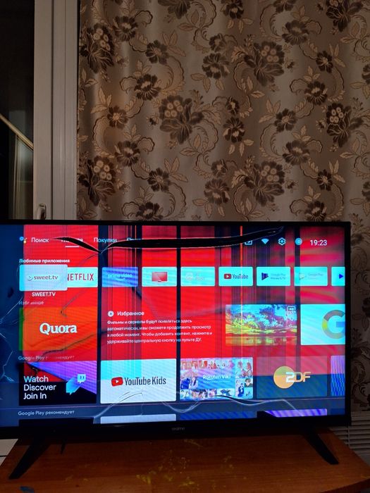 Телевизор 32" Realme под ремонт
