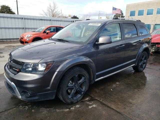 Dodge Journey Crossroad 2020 року