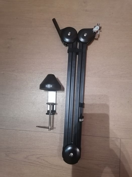 Boom arm RODE para microfone