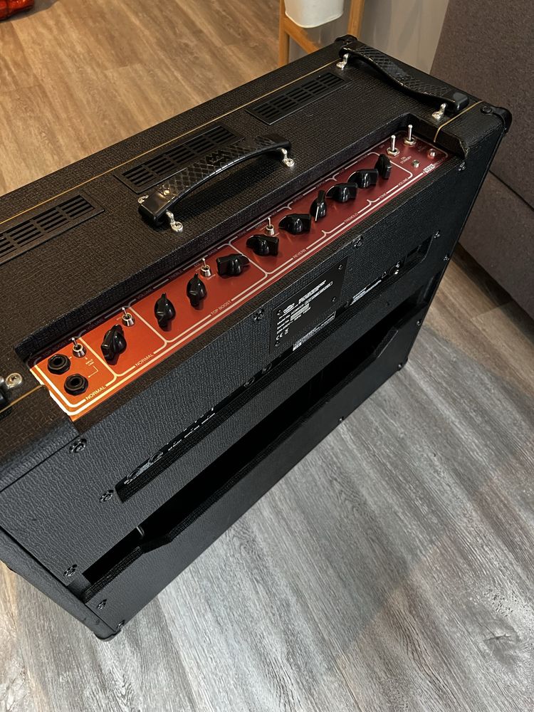 Vox AC30 CC2 wzmacniacz gitarowy stan bardzo dobry. Lampowe combo