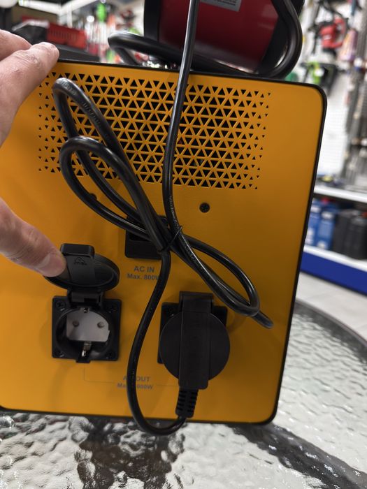 Портативна зарядна станція 1 кВт Zegor YC1100 з дисплеєм еко фло