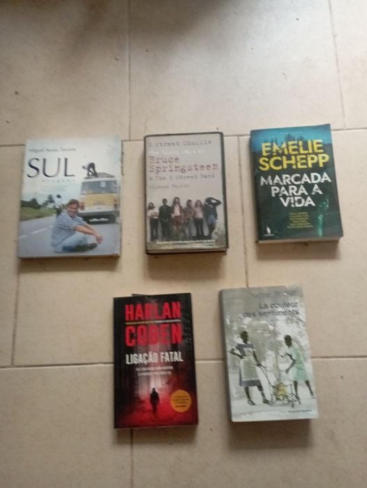 Livros novos e usados a bom preço.