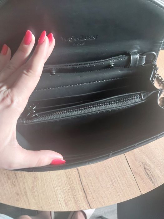 Sprzedam torebkę YSL