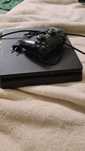 Play Station 4 + pad i kabel