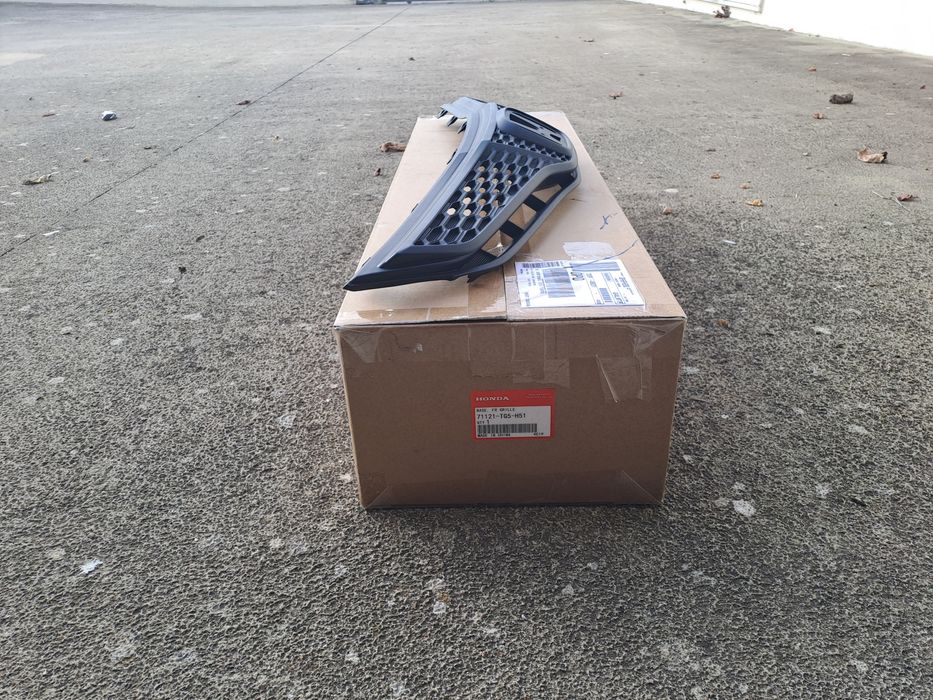 Grelha da frente original Honda Jazz 2011