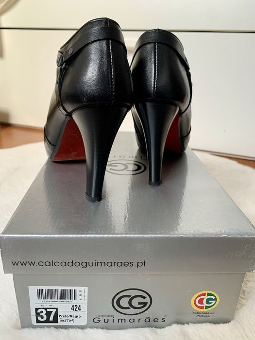 Botins pretos Guimarães