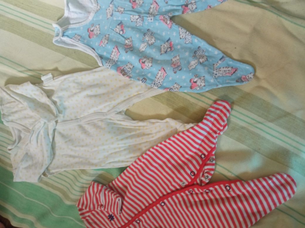Комплект одежды на новорожденную 0-3 месяцев