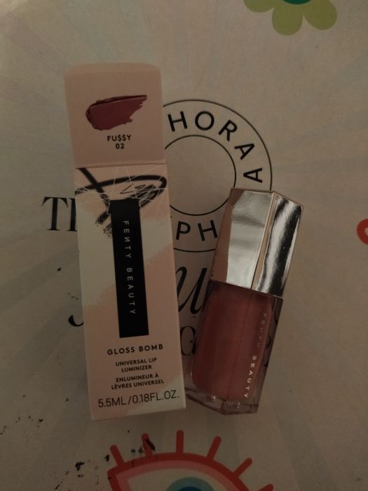 Nowy!!! Hit! FENTY BEAUTY Gloss Bomb 5,5ml kol. 02 FUSSY błyszczyk