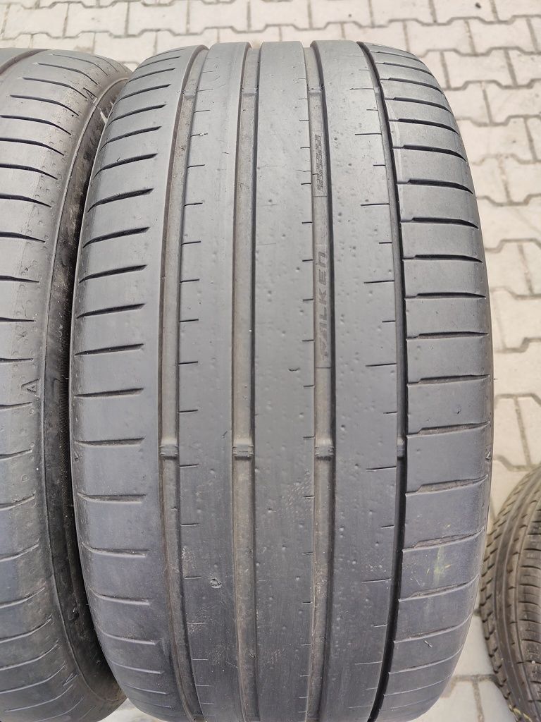 255/45/18 Falken Azenis FK 520