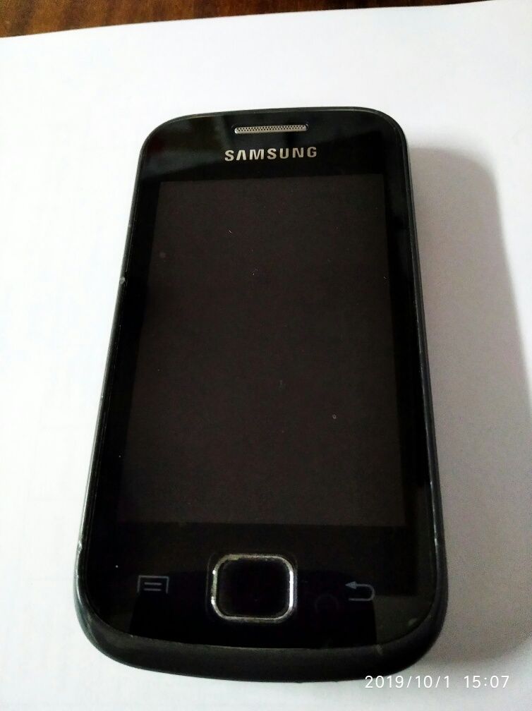 Samsung gt-s5660,Samsung gt-I8160