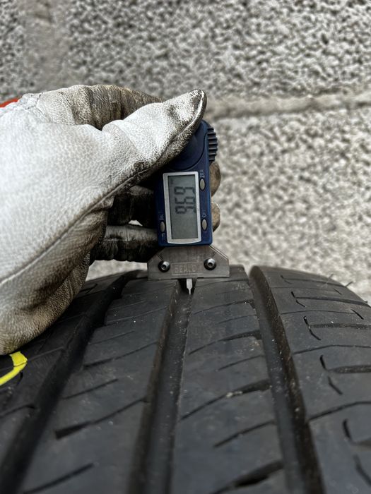 4 opony Michelin Agilis 215/60/17 C 2020r. Jak nowe