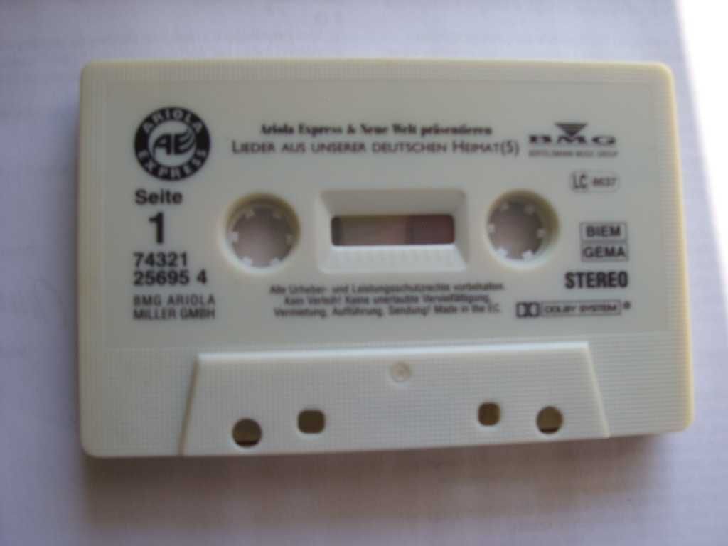 Kaseta audio; 10 JAHRE-- Grand music, 1995 rok.