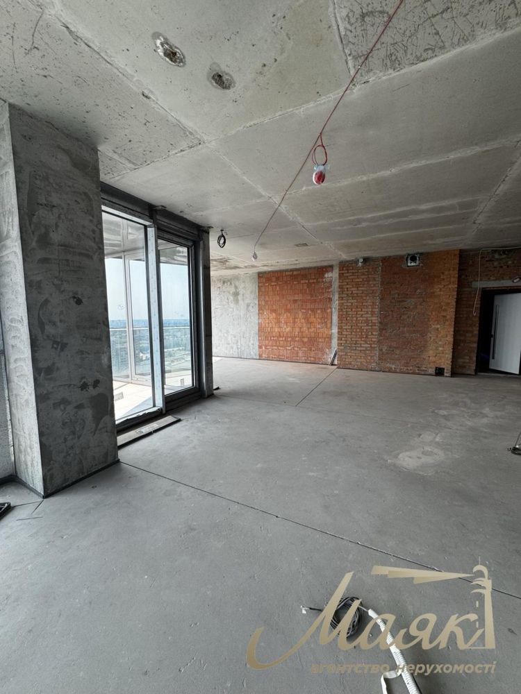 Продажа квартиры 240 кв.м. в ЖК Taryan Towers