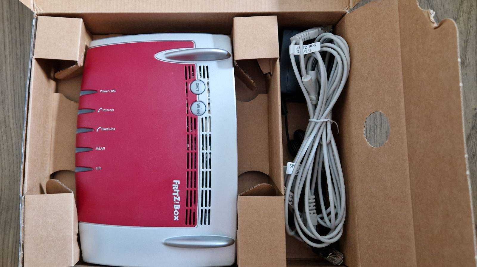 Router / centralka telefoniczna Fritz!Box Fon Wlan 7390