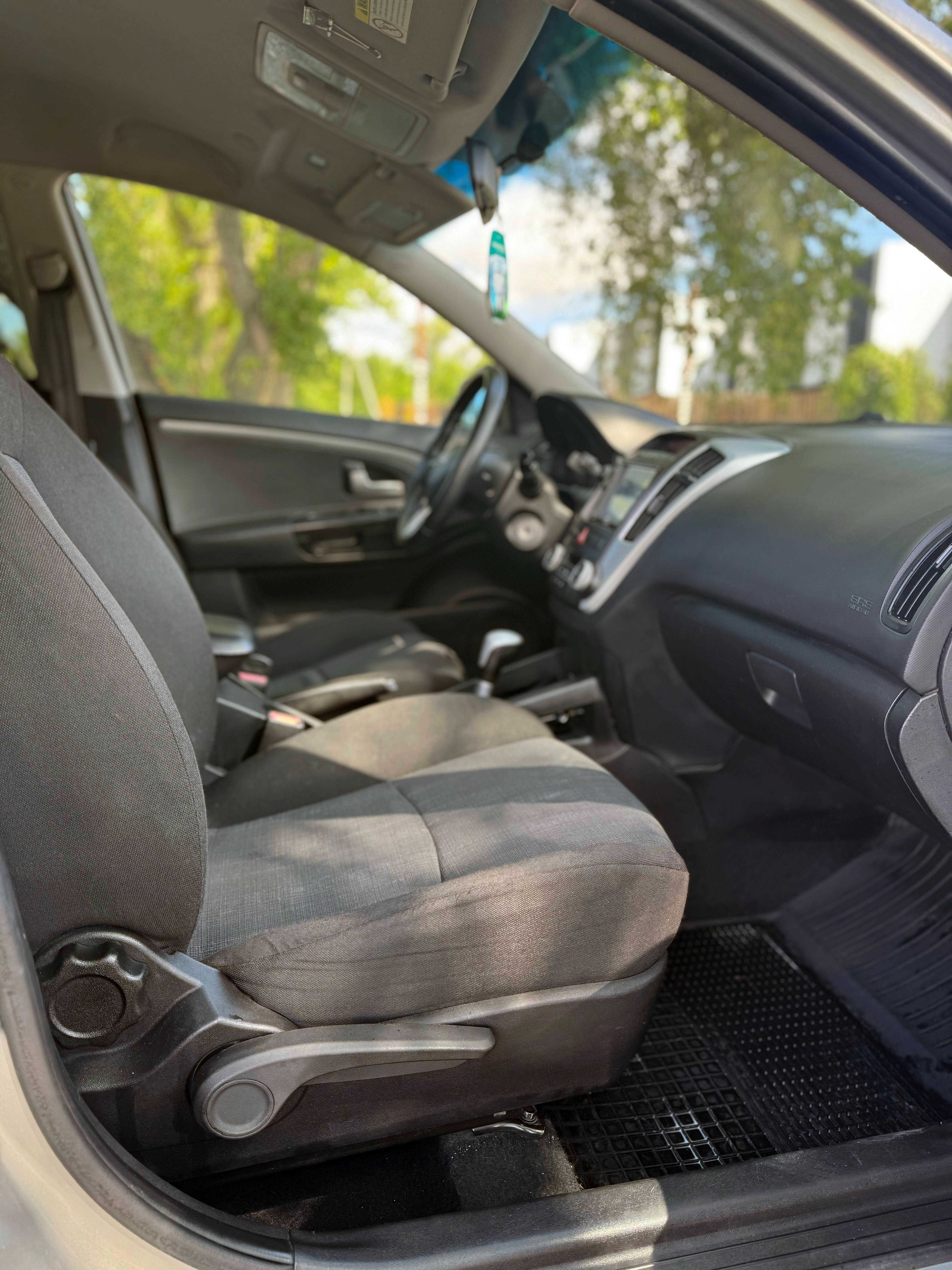 Kia Ceed rest автомат дизель