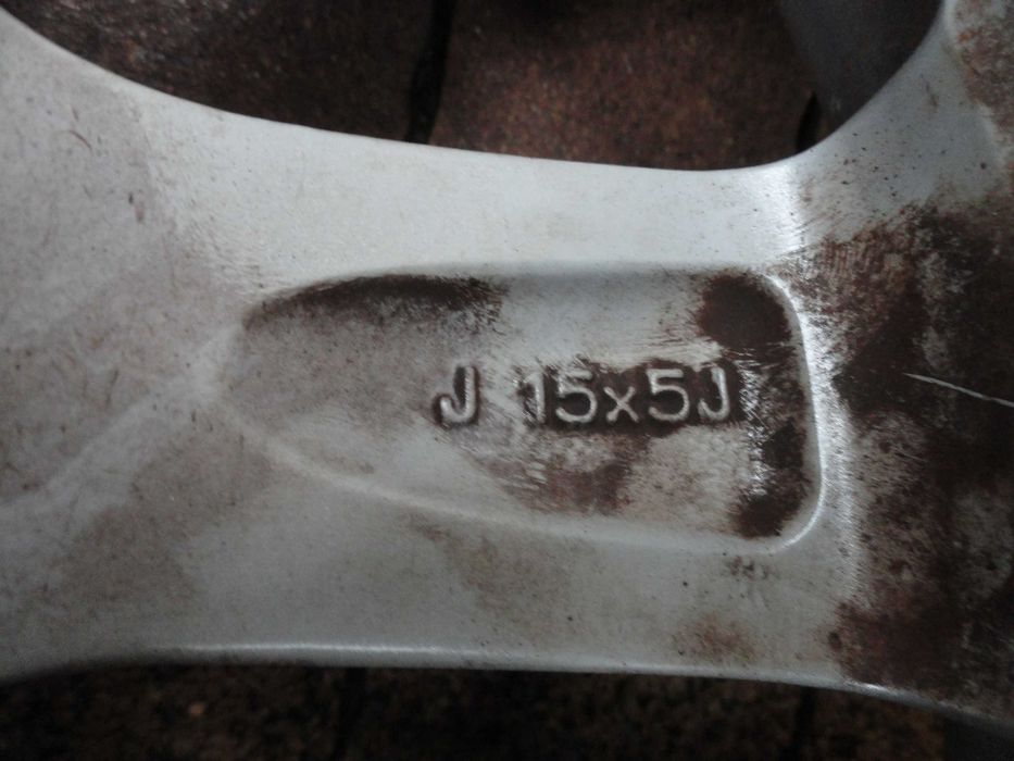 Felgi Aluminiowe 15 4x100 Toyota YARIS III Orginał