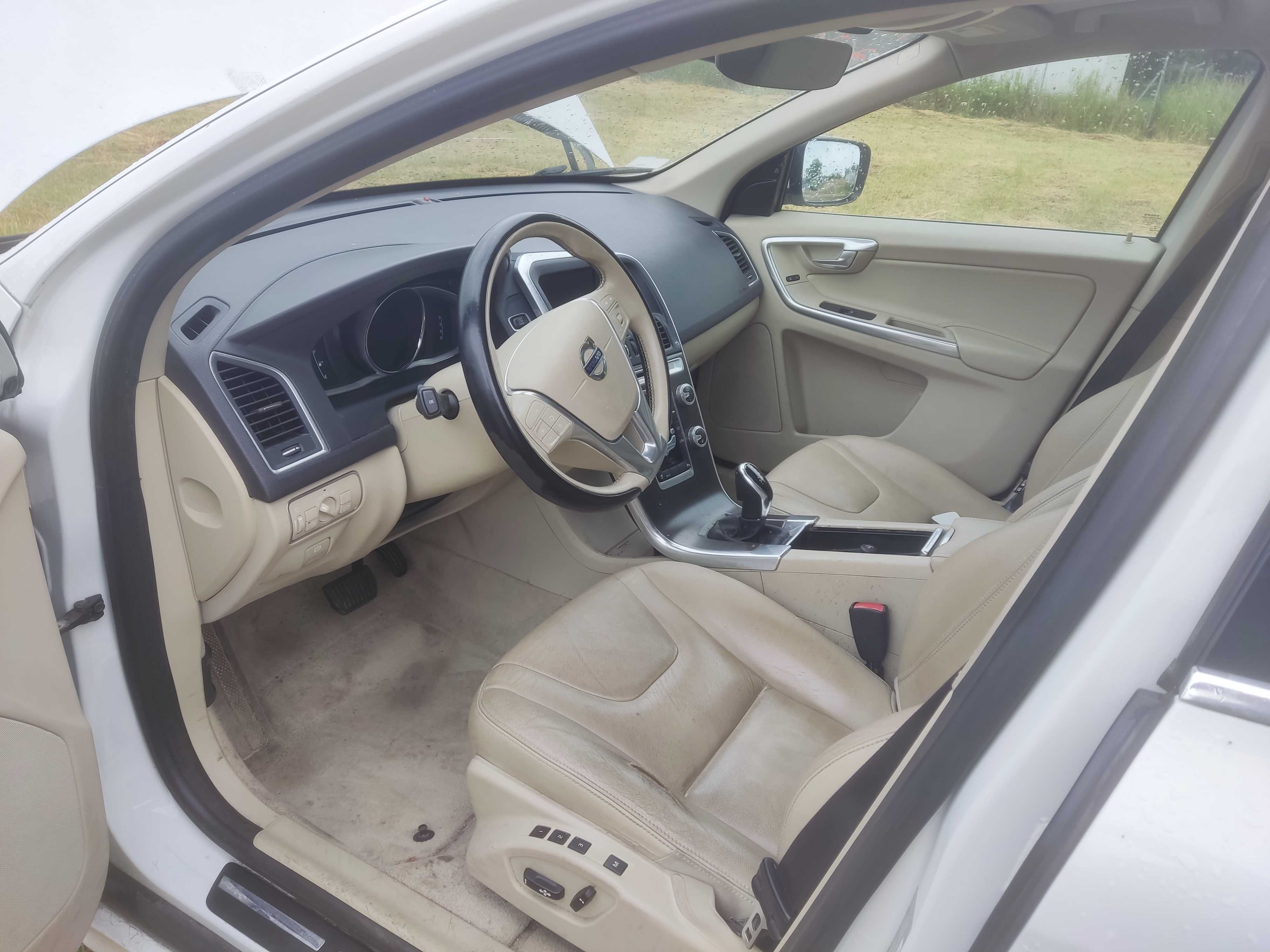 Volvo XC60 2.5 T5 AWD 2015r