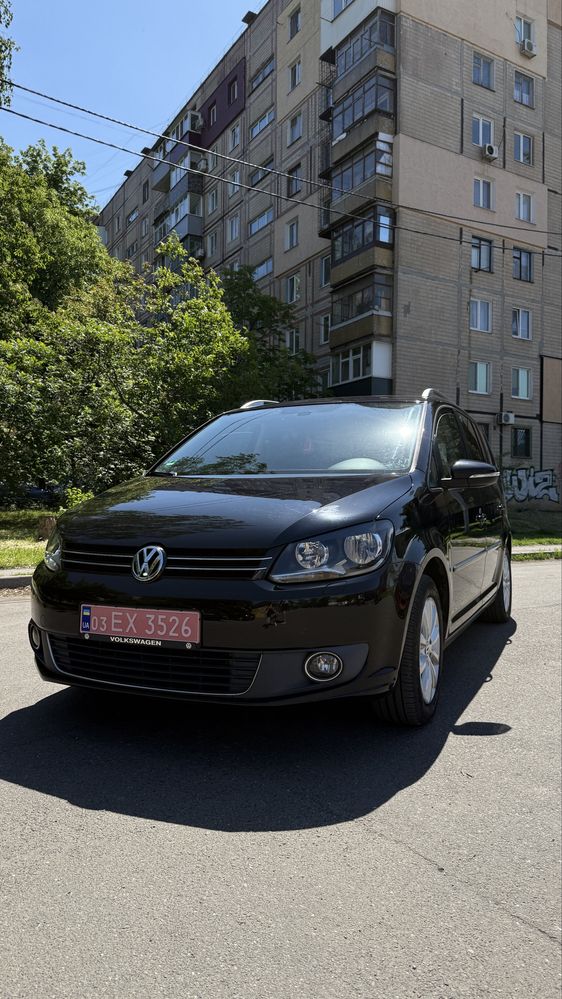 Продаж Volkswagen Touran