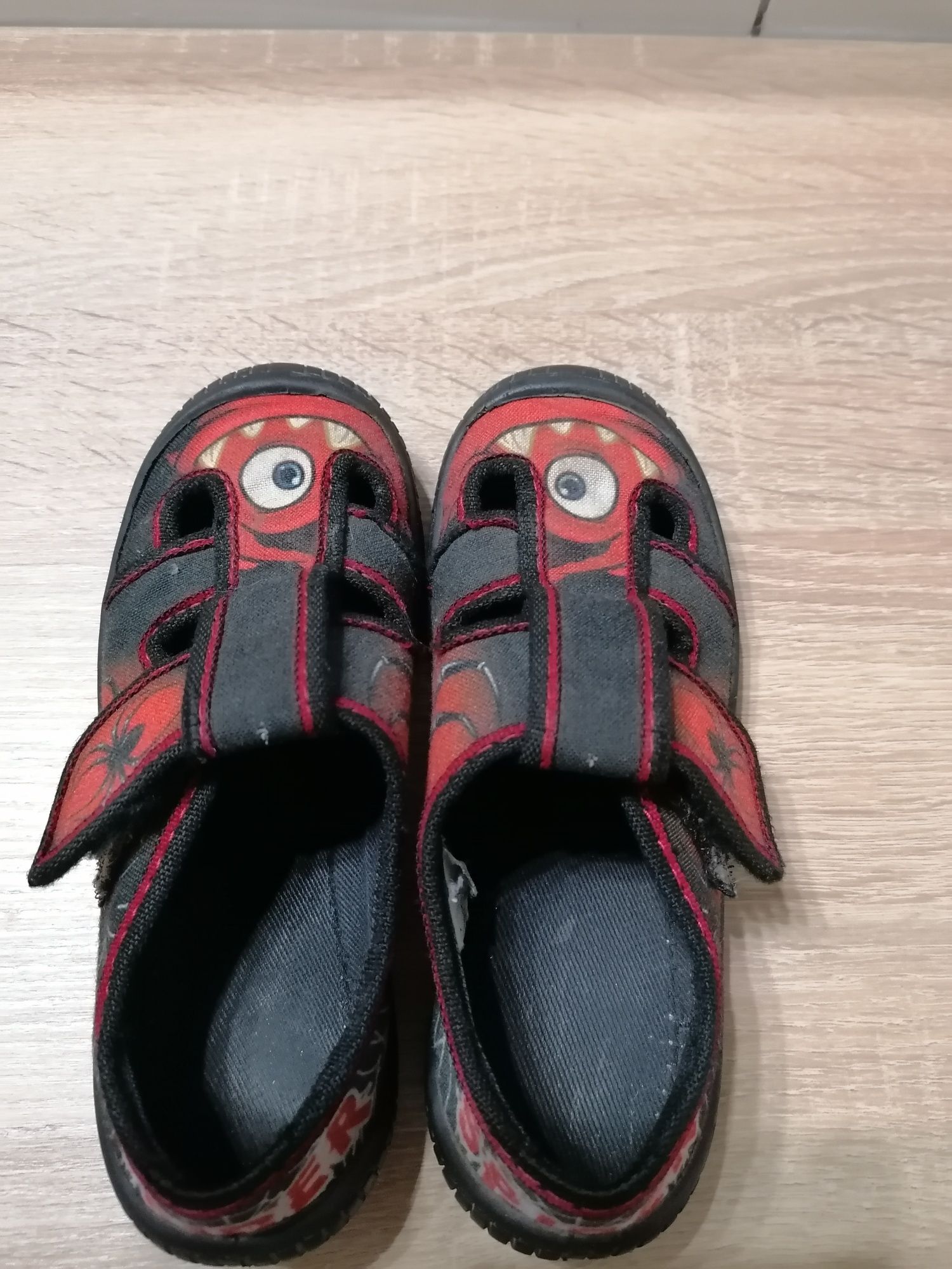 Buty tenisówki buciki dla chłopca rozmiar 28 spiderman do przedszkola