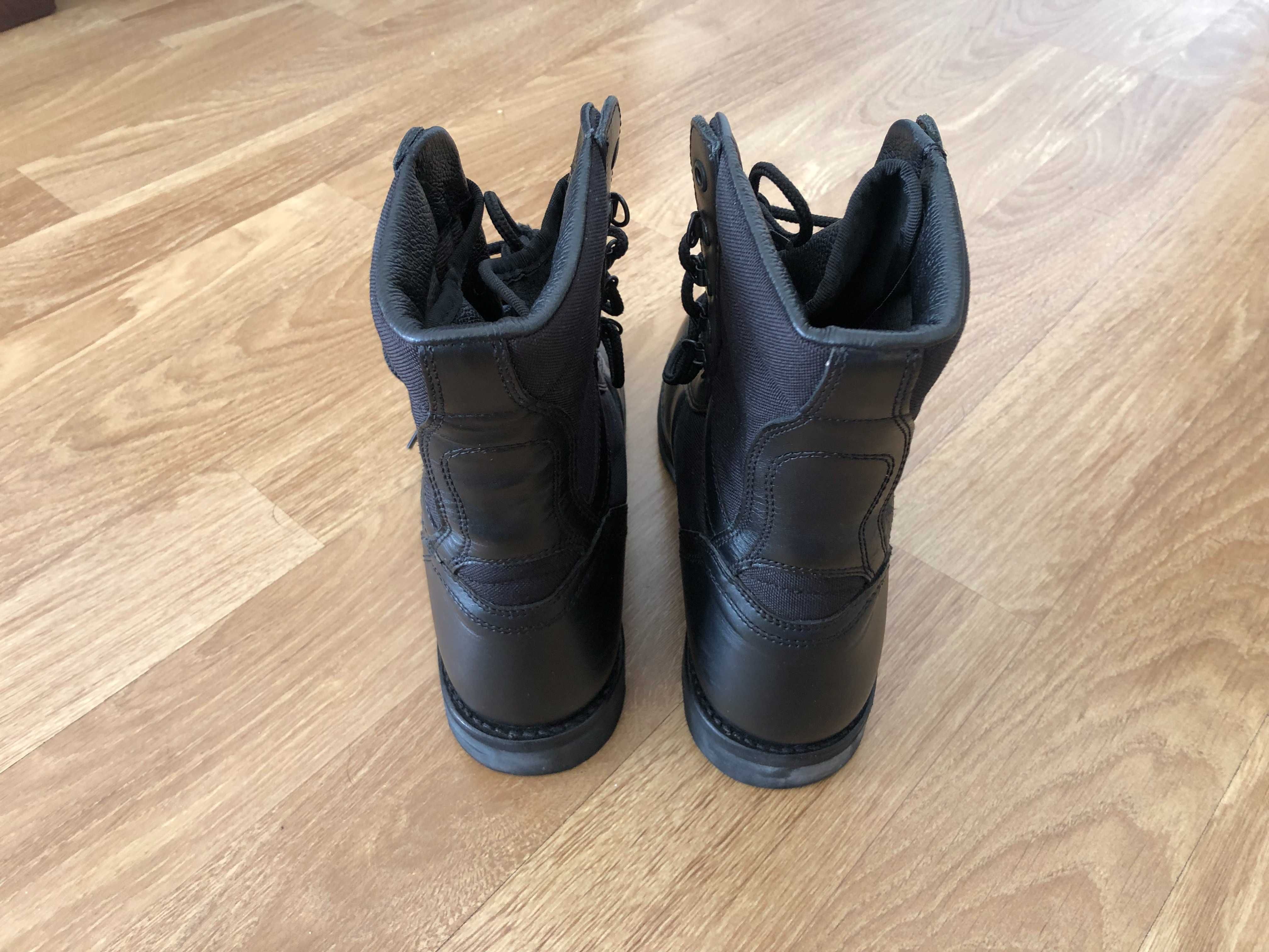 Botas GNR tamanho 42