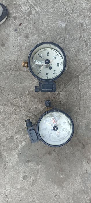 Манометр ЕКМ 0-600