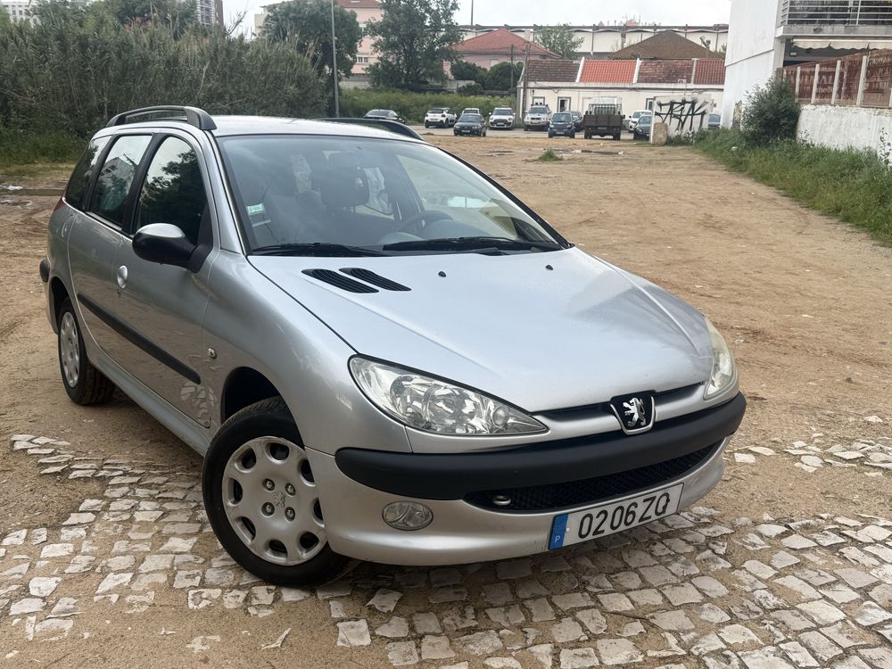 Vende peugeot 206sw 1.4hdi 2005 impecavel
