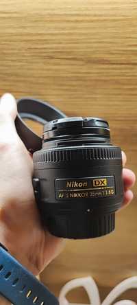 Об'єктів Nikon DX AF-S 35mm 1:1.8G