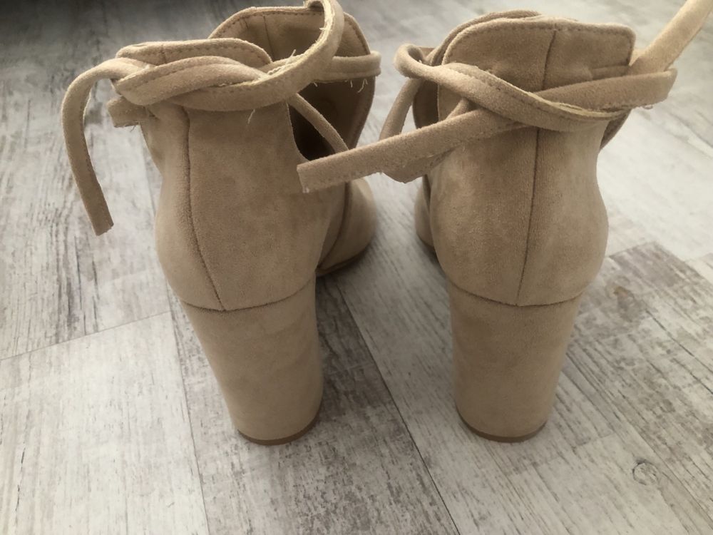 Zamszowe botki, roz. 40