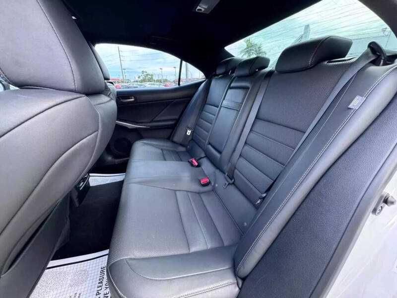 2020 Lexus IS 300