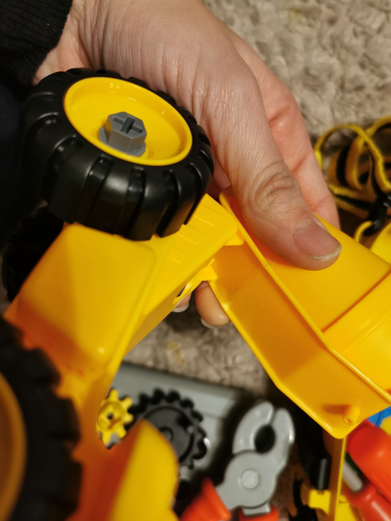 Zestaw narzędzi walizka kask rozkręcanie auto