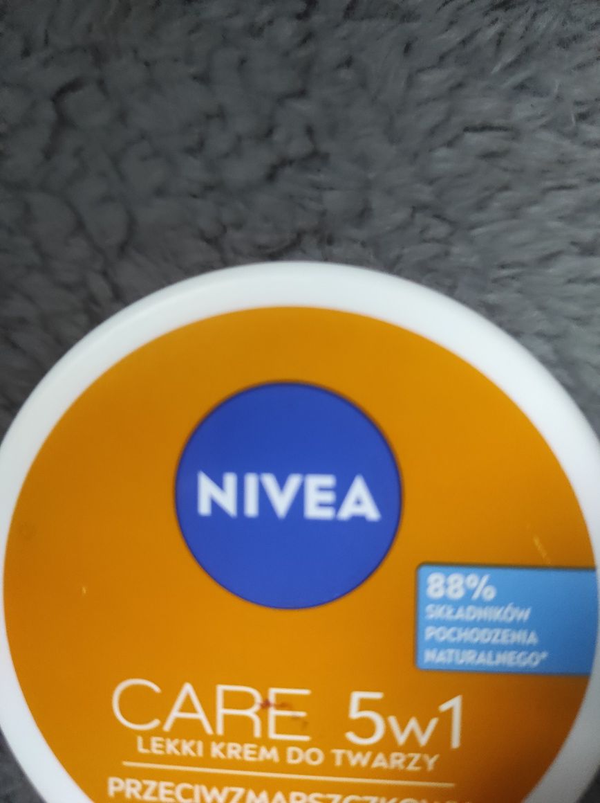 Krem do twarzy Nivea 5w1