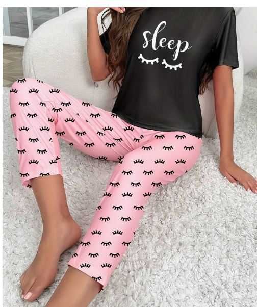 Piękna damska pizama z nadrukiem rzęs R S