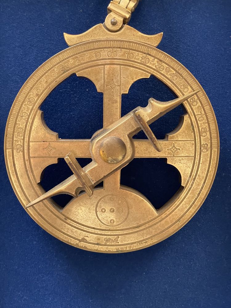 Astrolábio nautico antigo em bronze