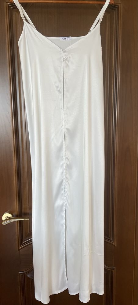 Платья вечерние Zara