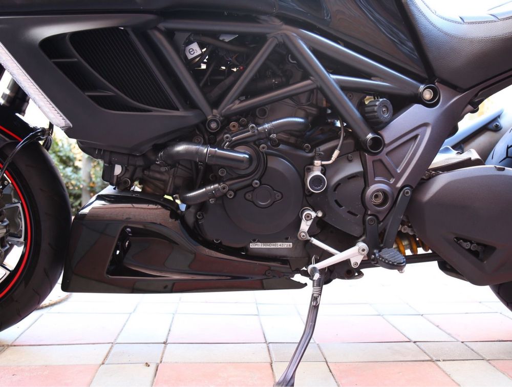 Ducati Diavel 2013